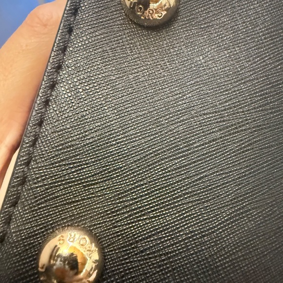 Michael Kors Hamilton Large Black Tote With Lock and Key - Picture 14 of 16